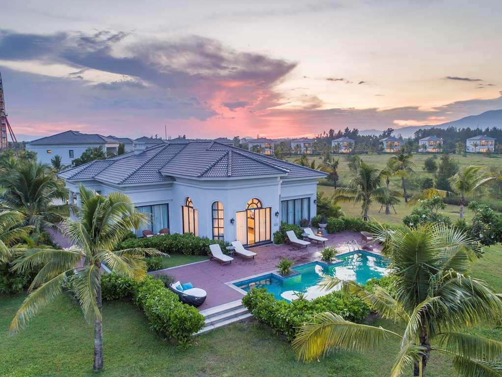 Biệt thự Dưỡng Bãi Biển Melia Vinpearl Cửa Sót *