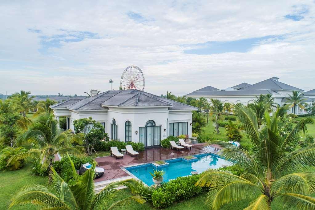 Biệt thự Dưỡng Bãi Biển Melia Vinpearl Cửa Sót