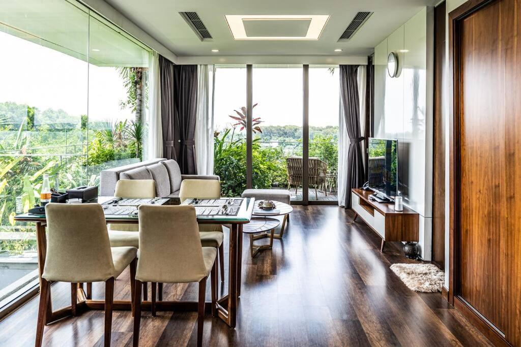 Apartment 1br - 1 Sofa Bed Luxurious 5-stars Phuc Yen
