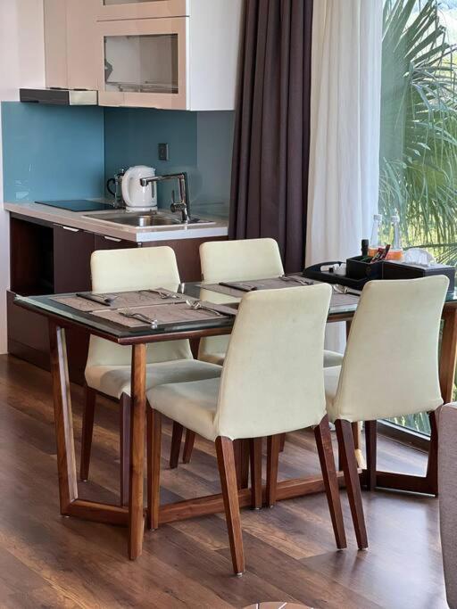 Apartment 1br - 1 Sofa Bed Luxurious 5-stars *