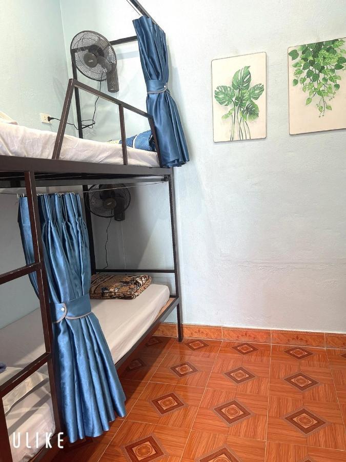 Woodstock Camp Hotel 3*