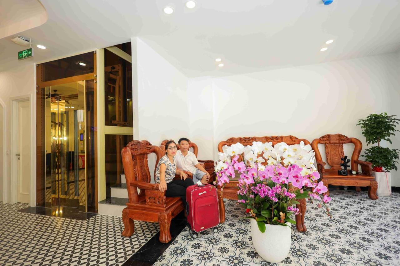 Rose Hotel 3*