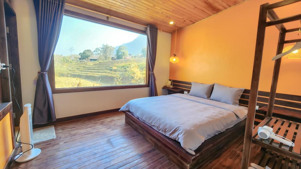 De House & Coffee Lodge