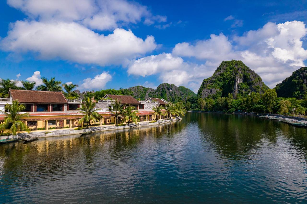Emeralda Tam Coc Resort