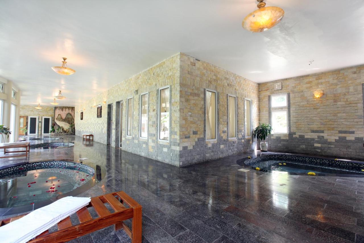 Vresort Kim Boi - 3* Hoa Binh