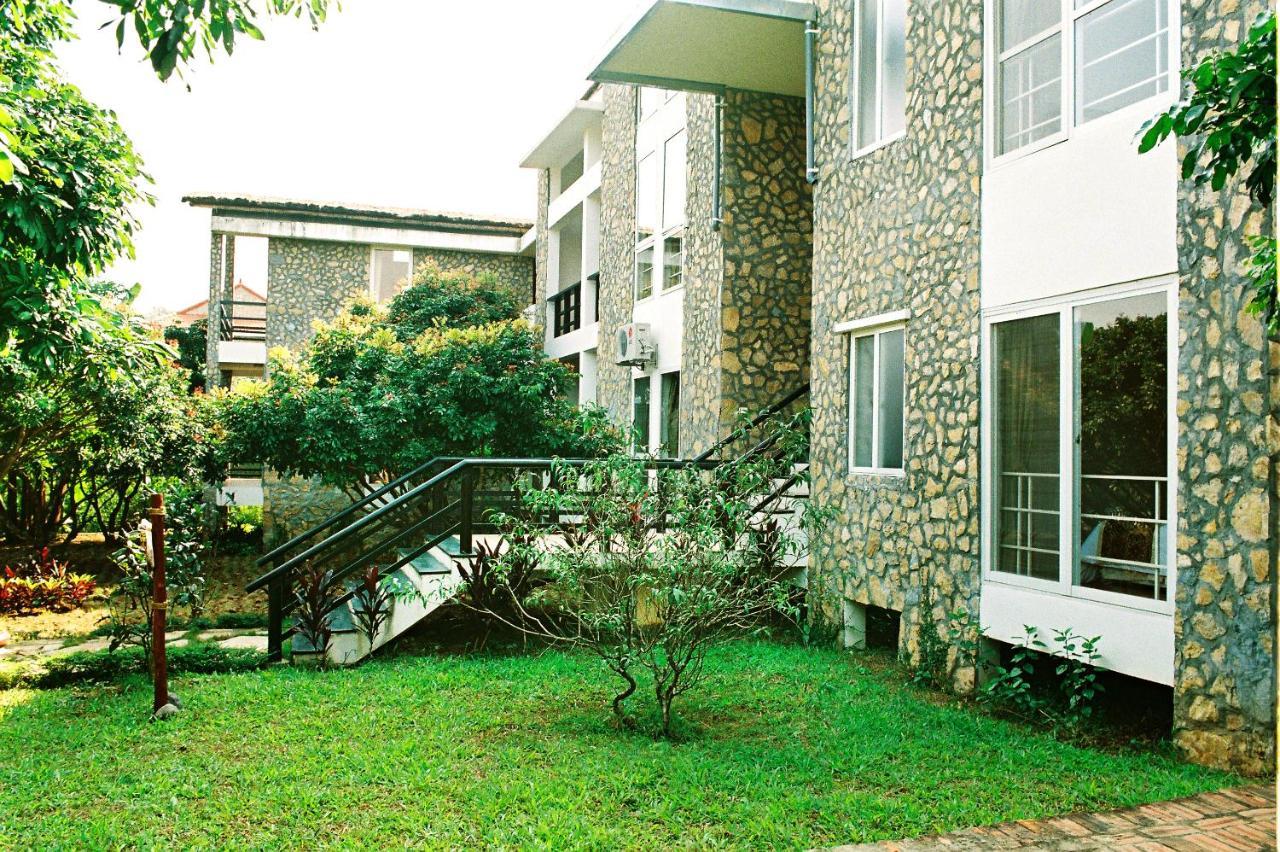 Khách sạn Vresort Kim Boi - Hoa Binh