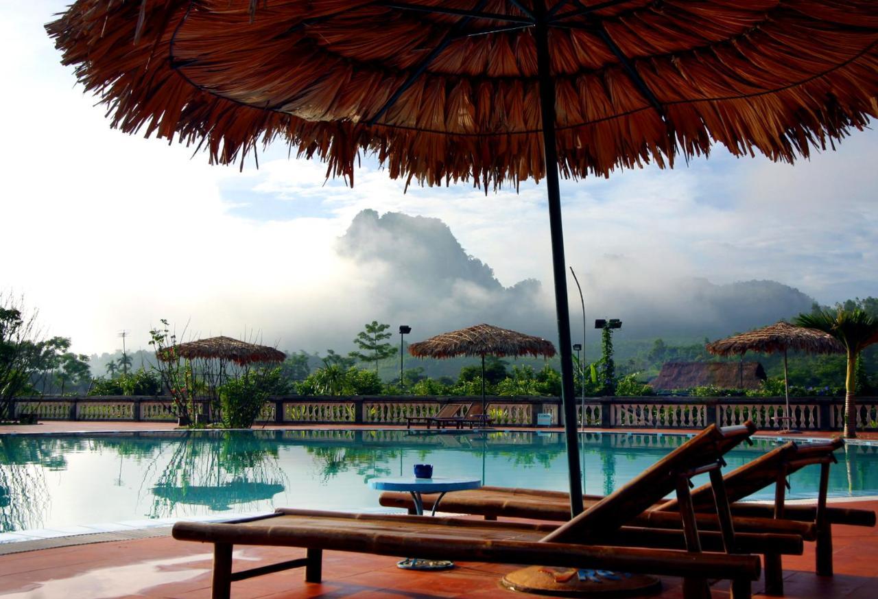 Vresort Kim Boi - Khách sạn 3*