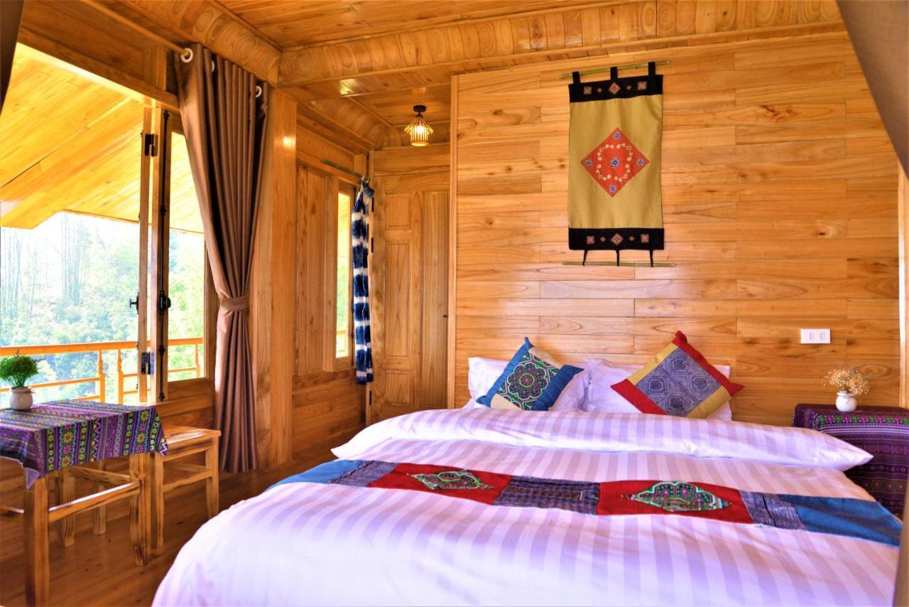 Lodge Hmong Eco *