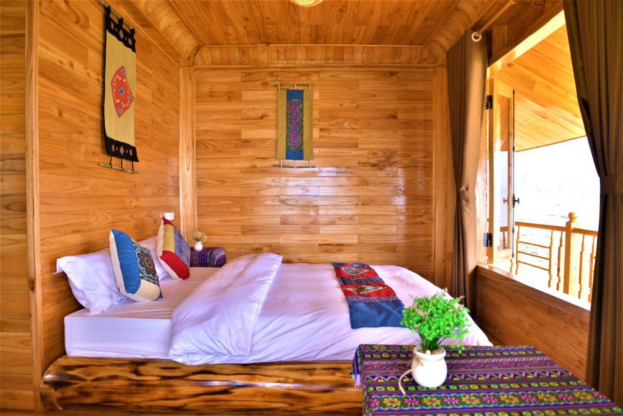 Lodge Hmong Eco *