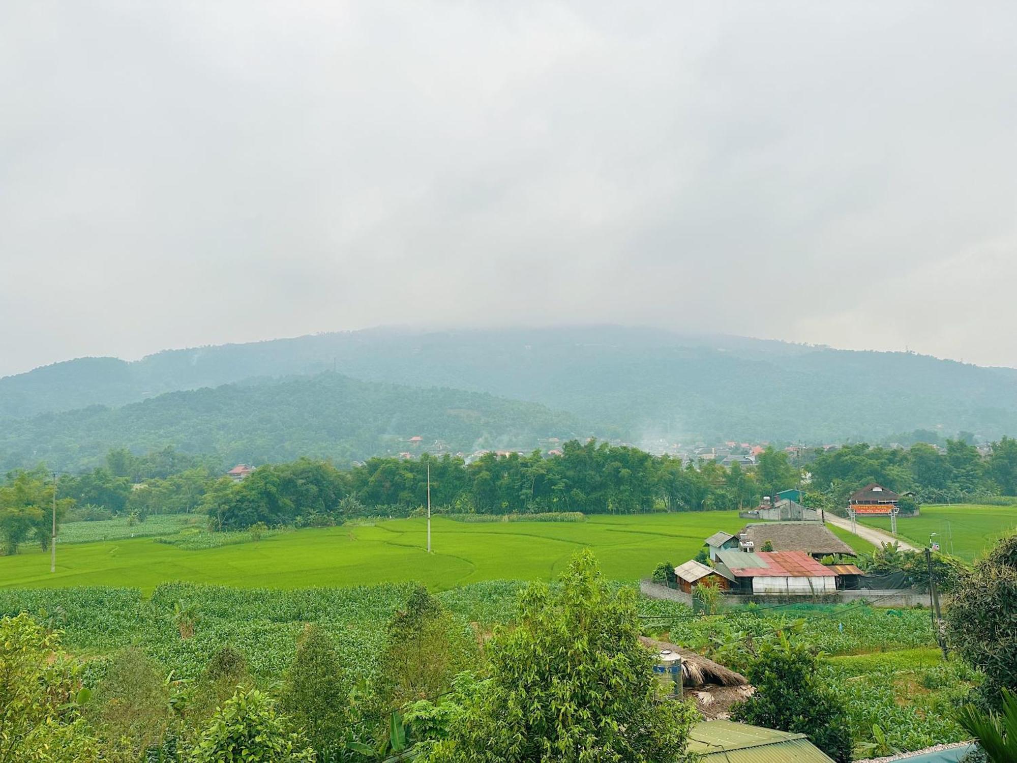 Delapong - Motorbike Tour Hostel Ha Giang
