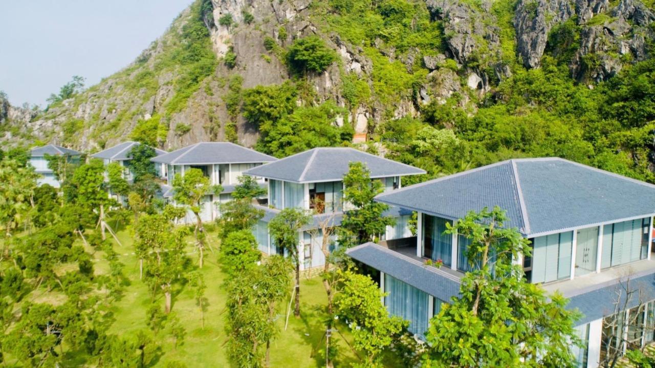 Resort Minawa Kenhga & 5*