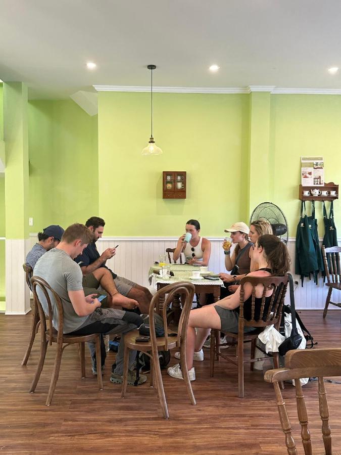 Delapong - Motorbike Tour Hostel