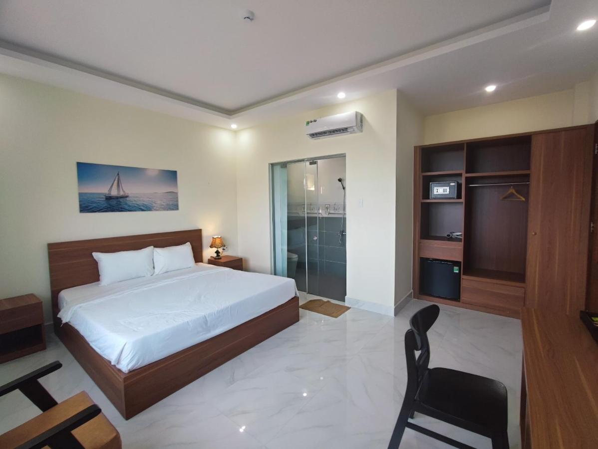 Hoang Anh Con Dao Chi Khu Co Ong