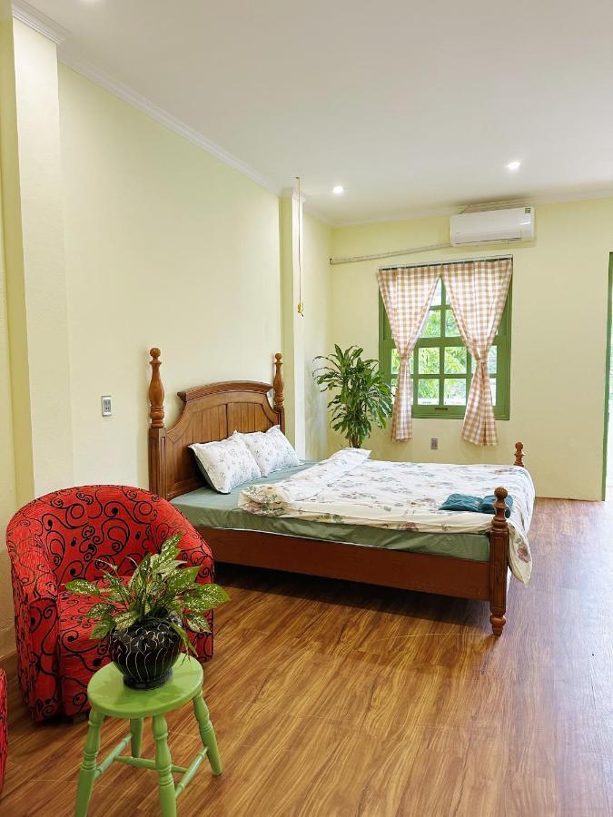 Delapong - Motorbike Tour Hostel