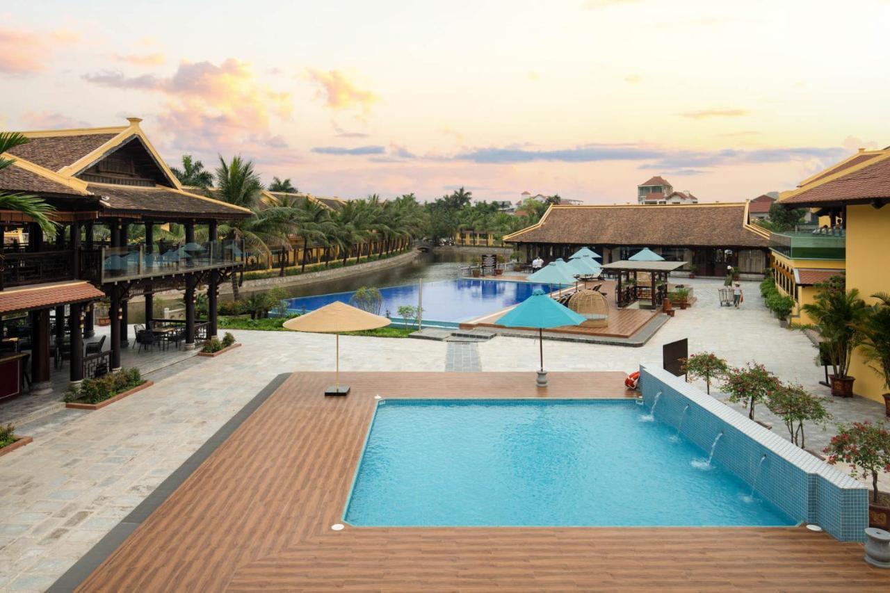 Emeralda Tam Coc Resort Ninh Binh
