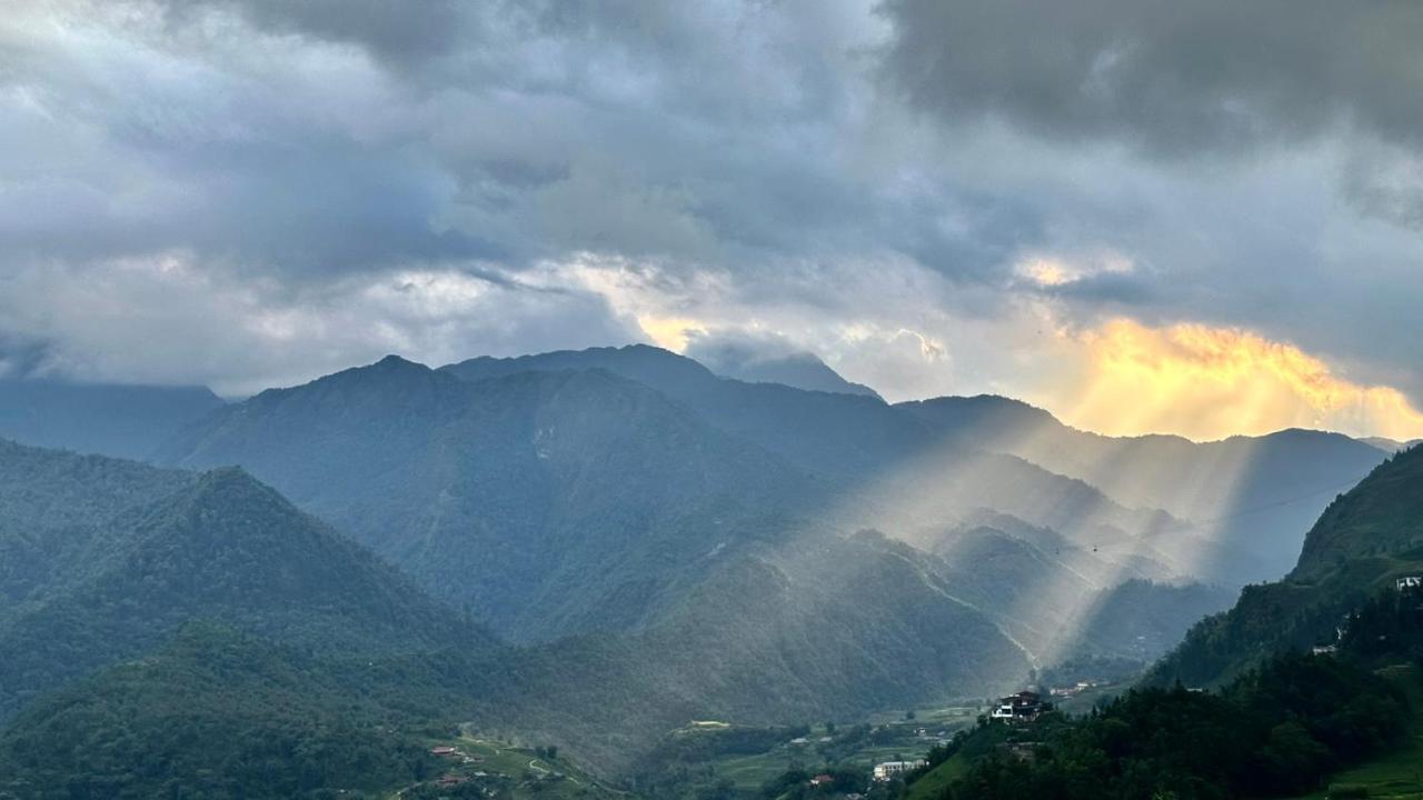 Lodge Hmong Eco