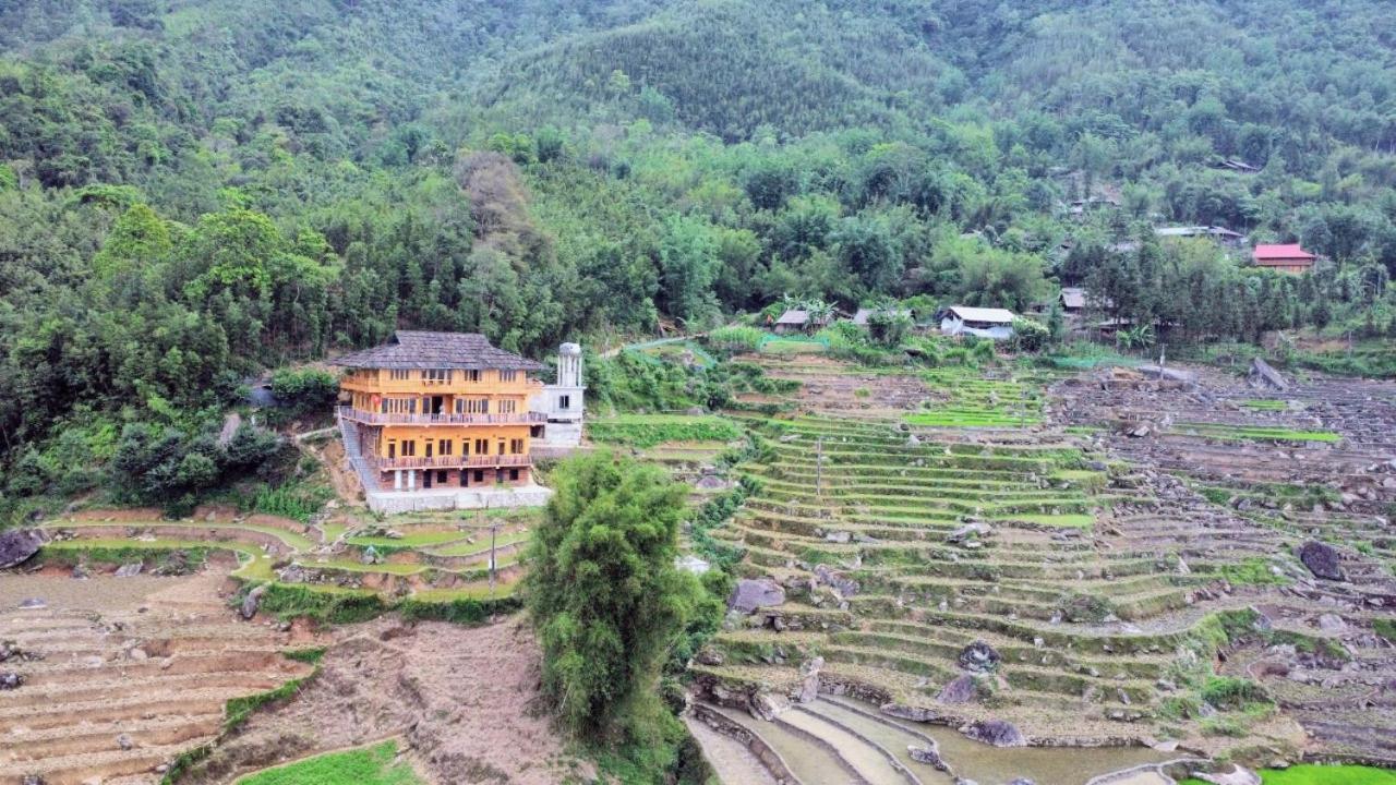 Lodge Hmong Eco *