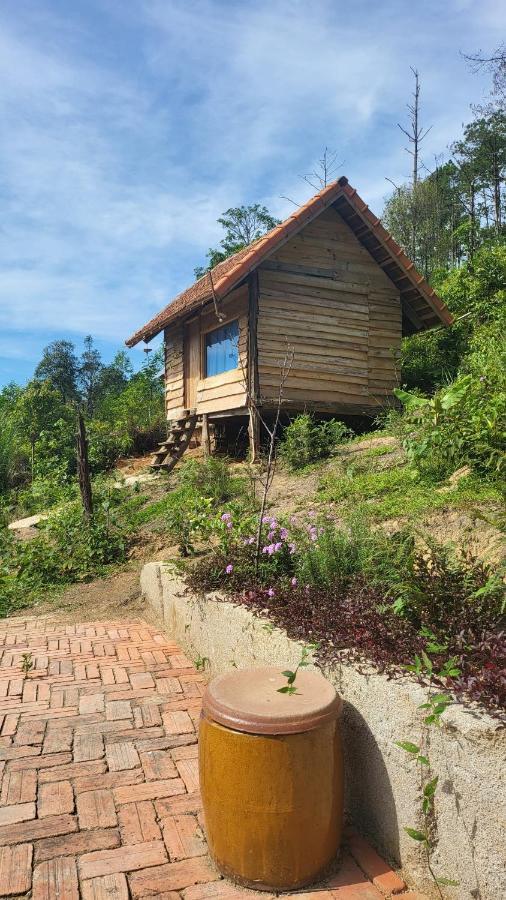 Konke Ruong Lodge *