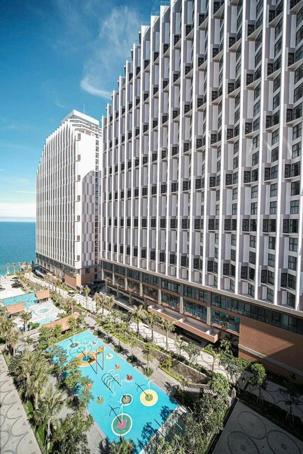 Aparthotel Apec Mandala Cham Bay Mui Ne 5*