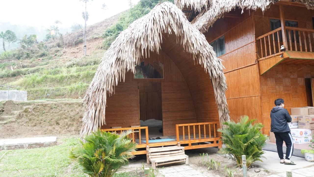 Khoang Nong Thong Nguyen Ha Giang