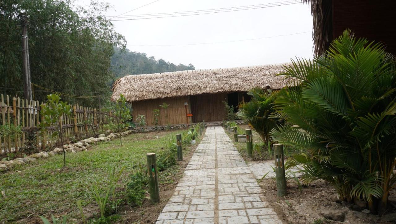 Lodge Khoang Nong Thong Nguyen *