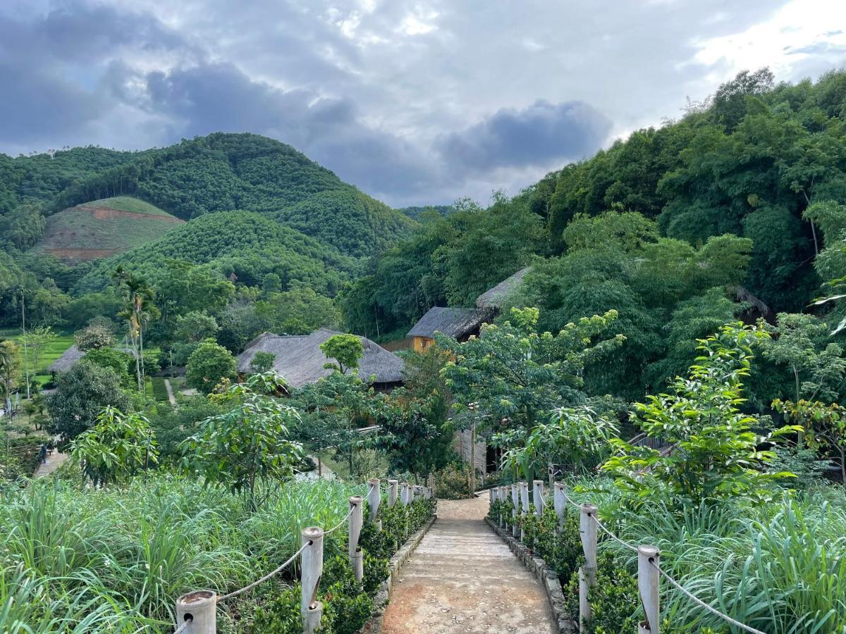 Om Tara Retreat Hotel Yen Bai