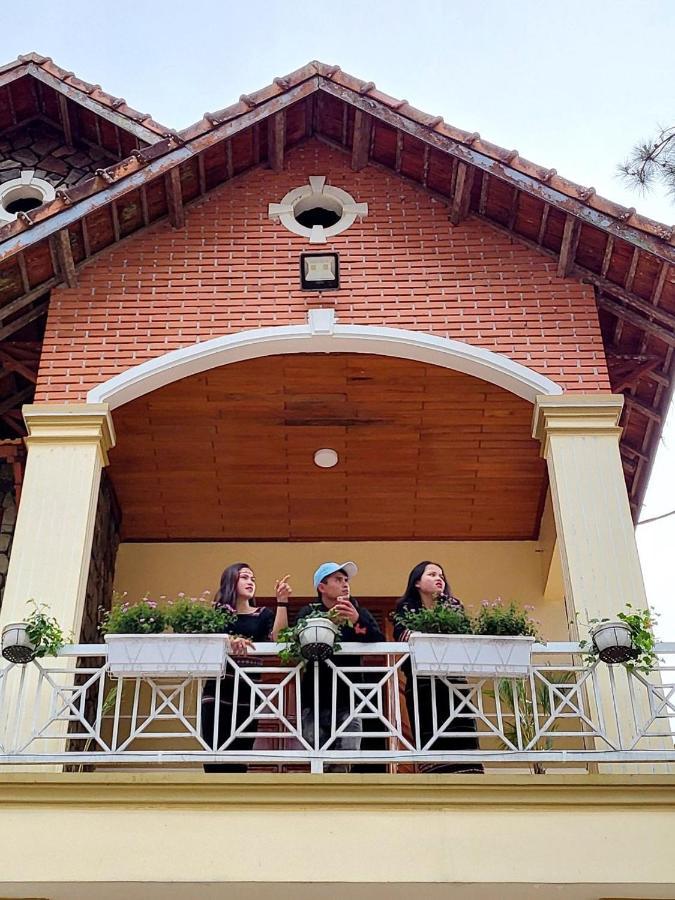 Lodge Homestay Mang Den *