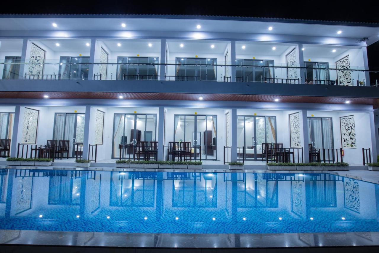 West Life Hotel 3*