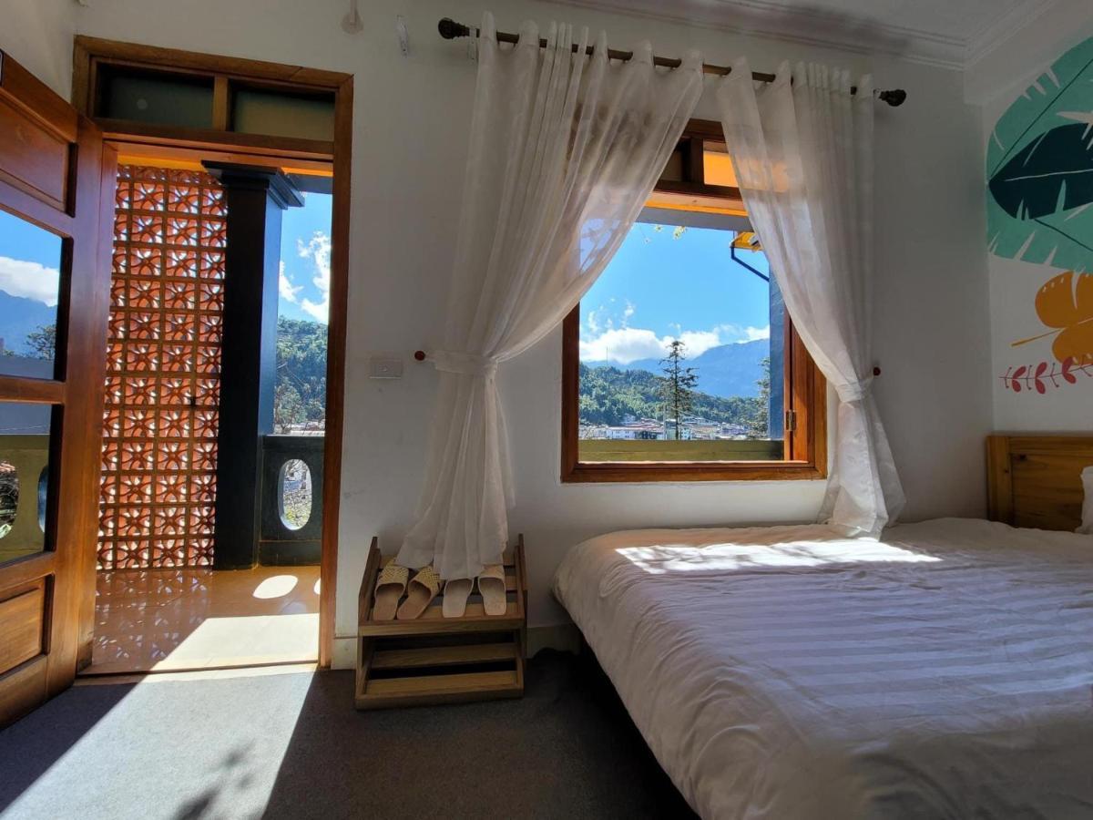 Chat Homestay