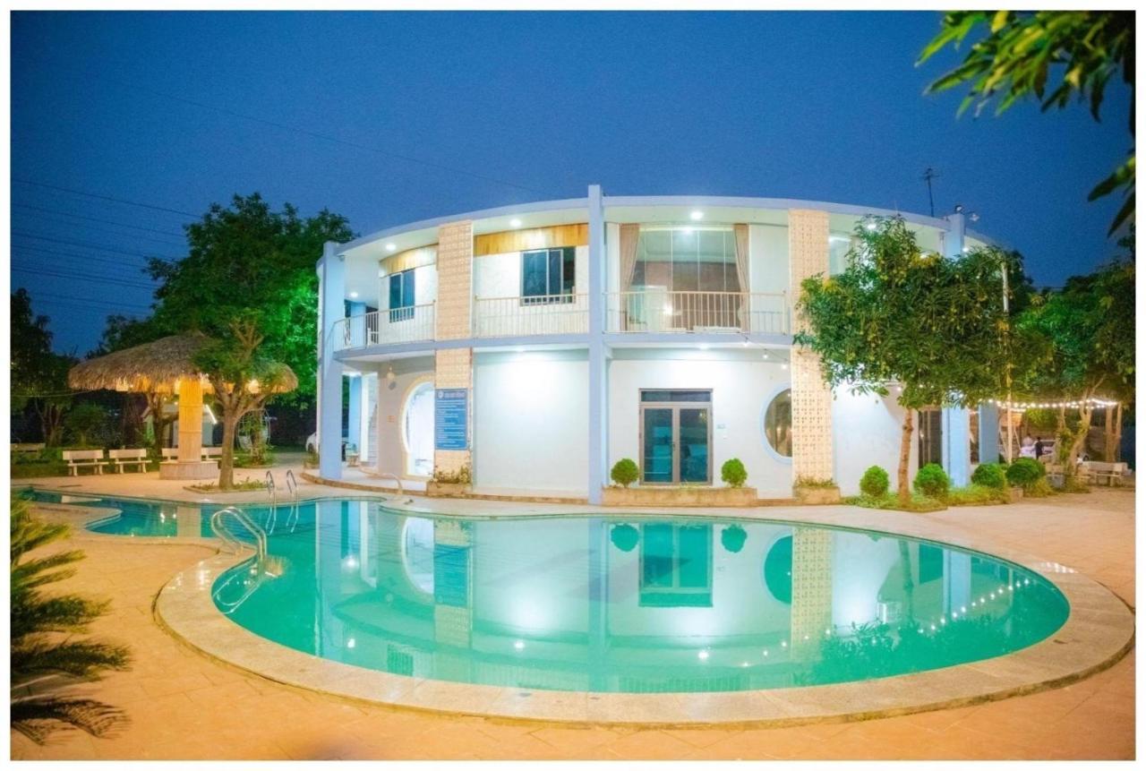Resort Bien Dong Complex