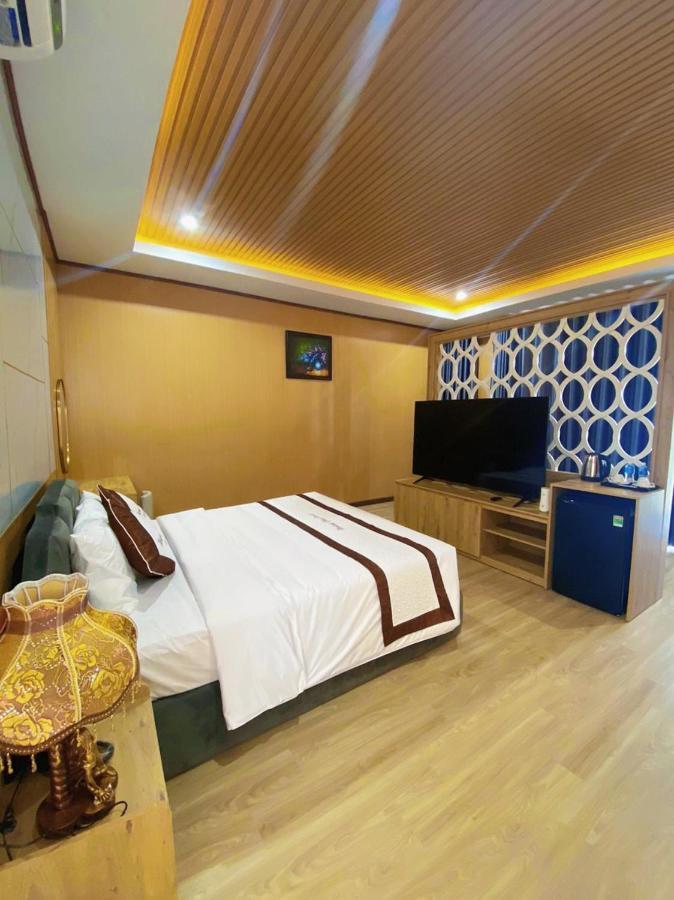 Khách sạn Khach San - Nha Hang Hoang Phuc Tuy Phong
