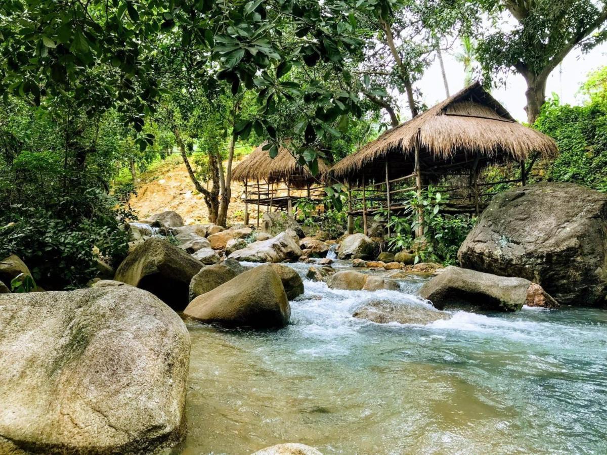 Royal Bai Xep Resort *