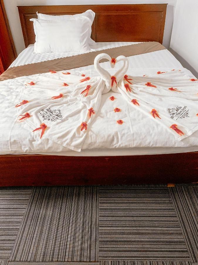 Khach San Huong Tham Hotel