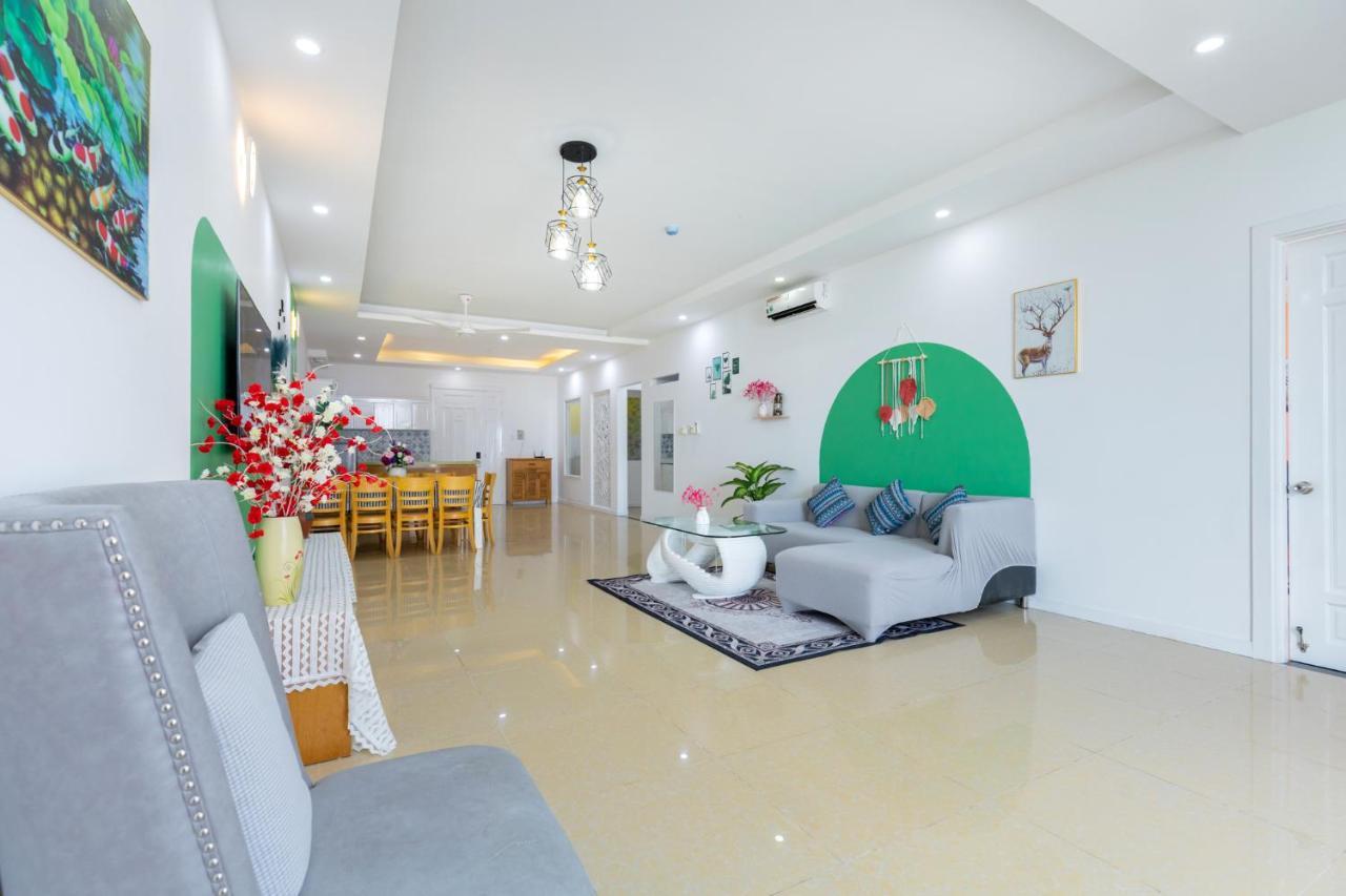 Apartment Ho 
