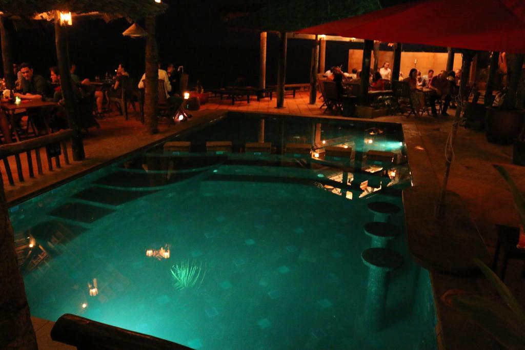 Joe's Cafe & Garden 2*