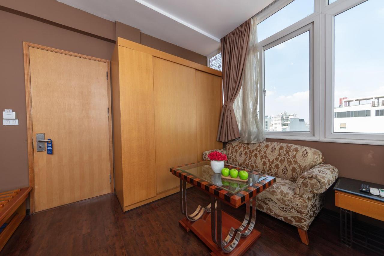 Golden Sunshine And Travel Hotel 4*