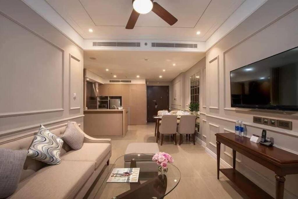 Luxury Seaview Apartment