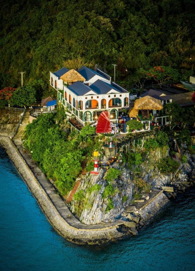 Hotel Le Pont Cat Ba