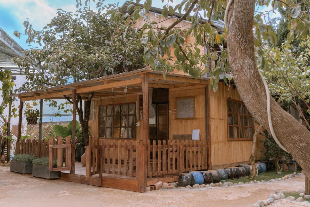 Mo Garden Retreat lều