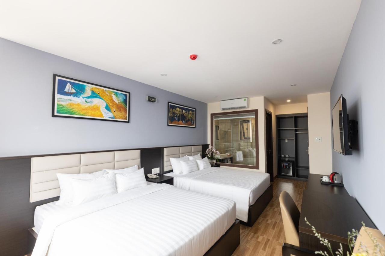 Novelty Hotel 2*