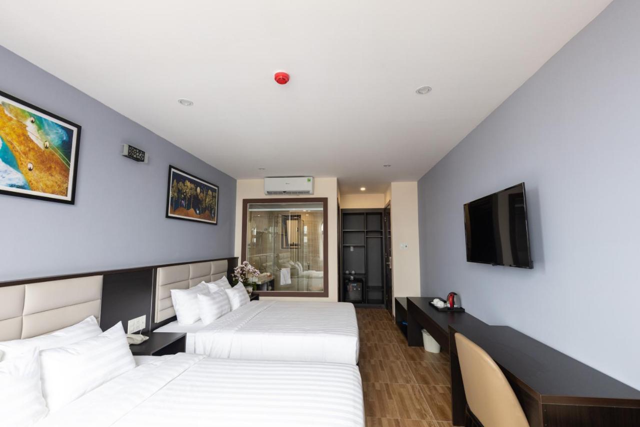 Novelty Hotel 2*