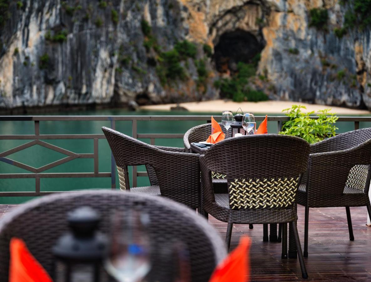  La Pandora Boutique Cruises Ha Long