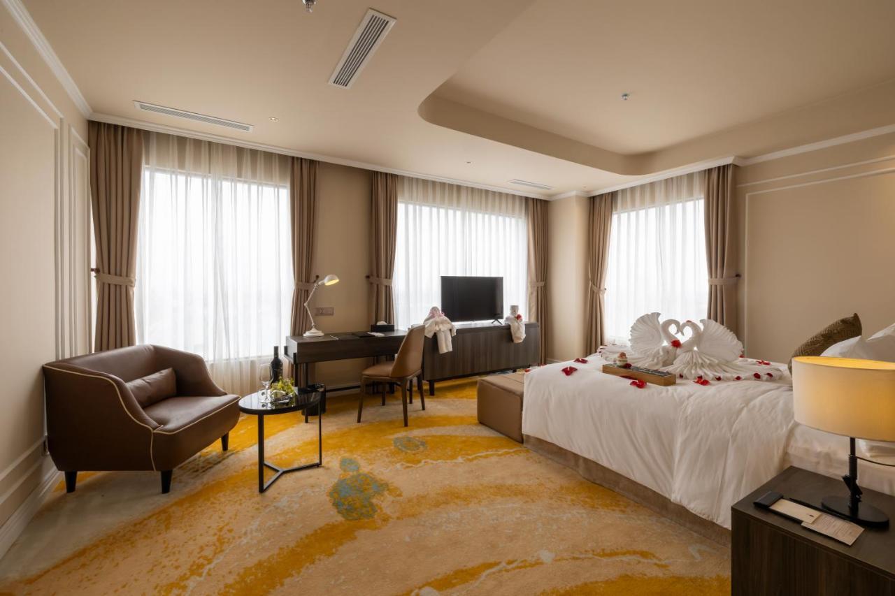 La Vela Hotel Hue