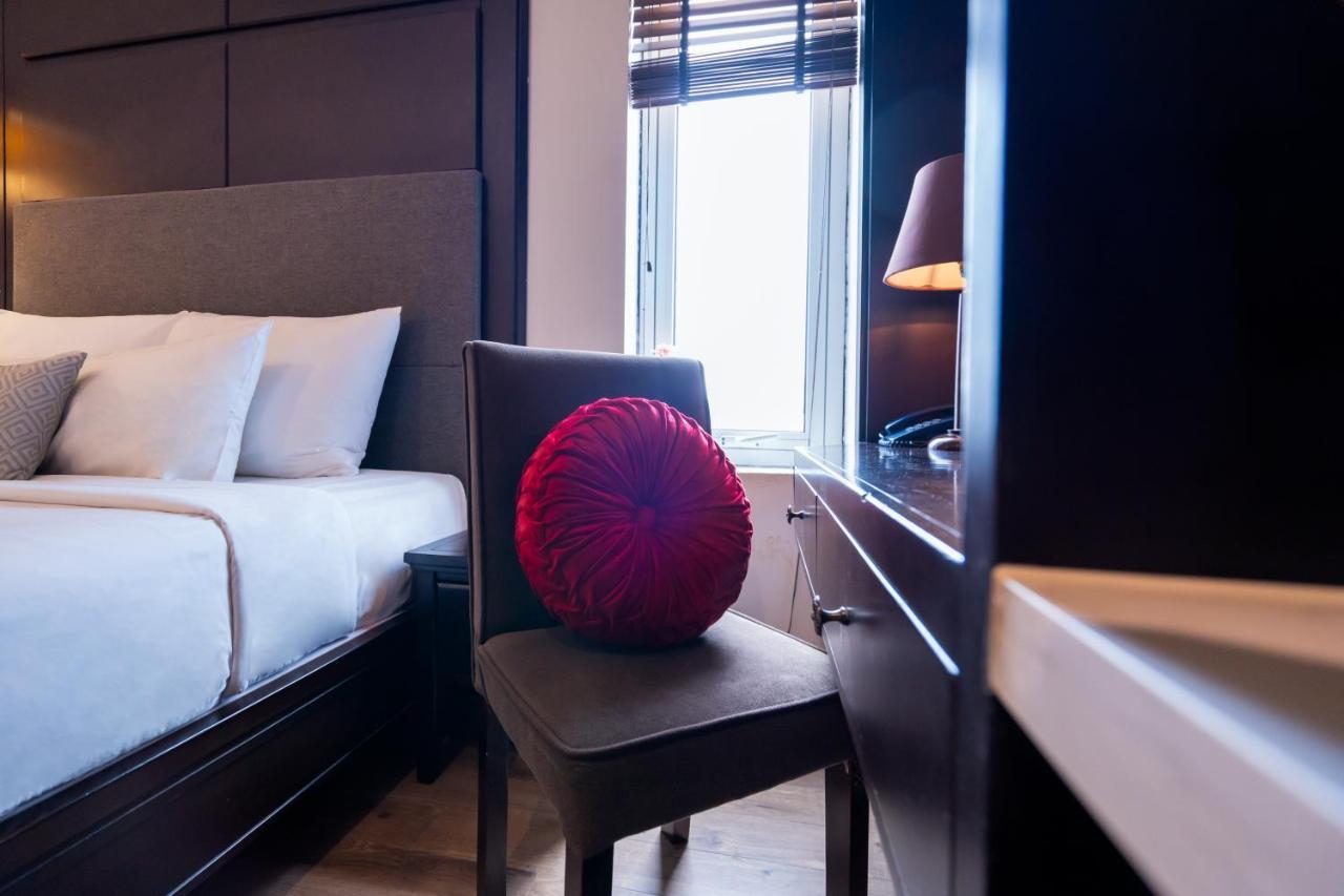 Khách sạn Center Silk Charming & Travel 3*