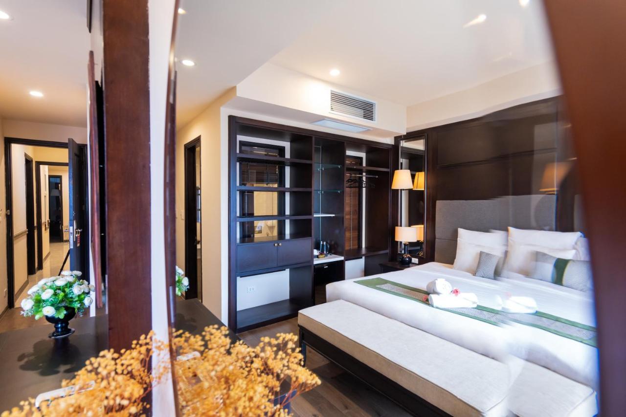 Khách sạn Center Silk Charming & Travel 3*