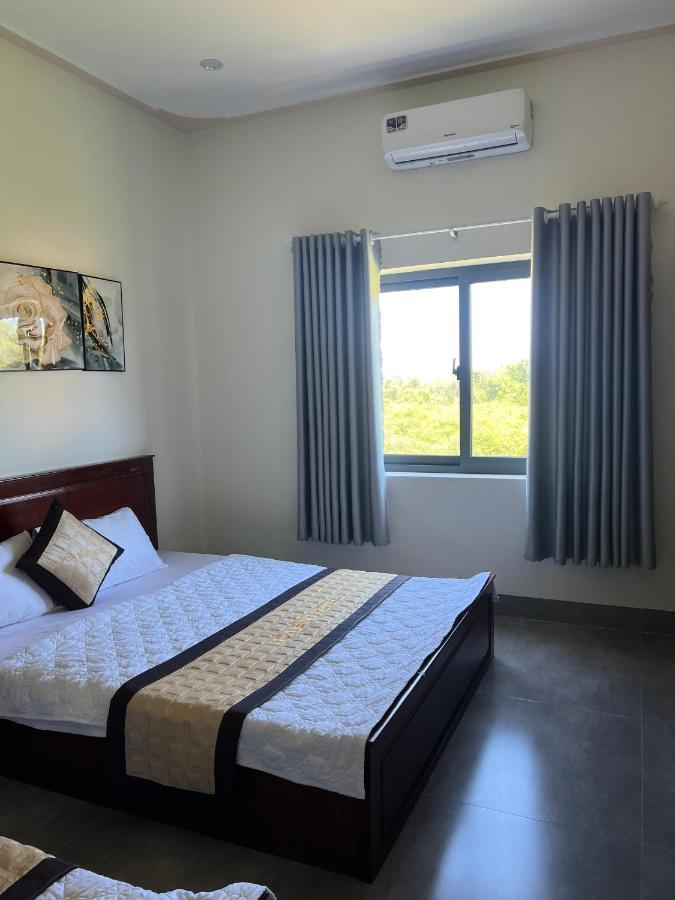 Hotel Hoa Binh *
