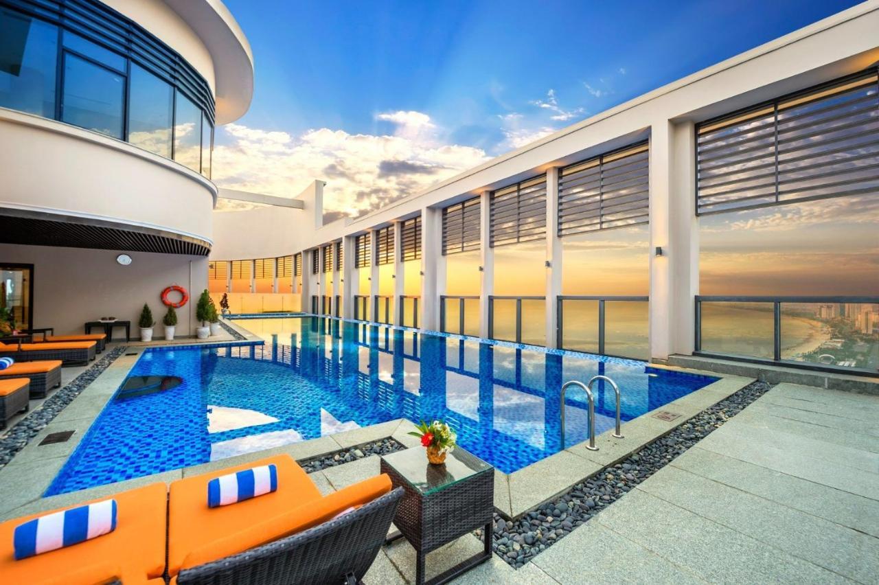 Căn hộ Luxury With Ocean View - 1 Minute To
