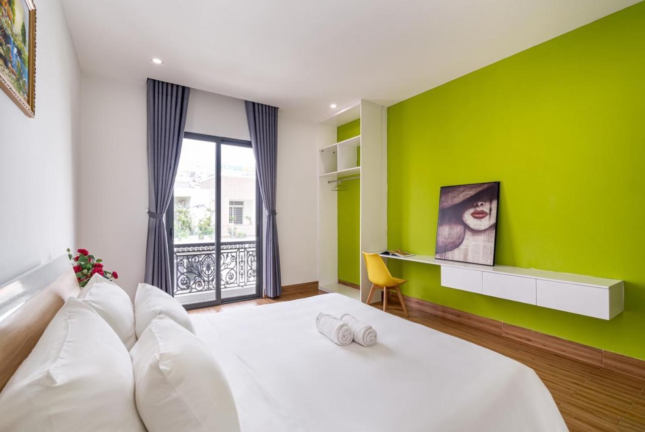 Gold Day Ho Boi Nguyen Huu Tien Vip Bai Sau Villa *