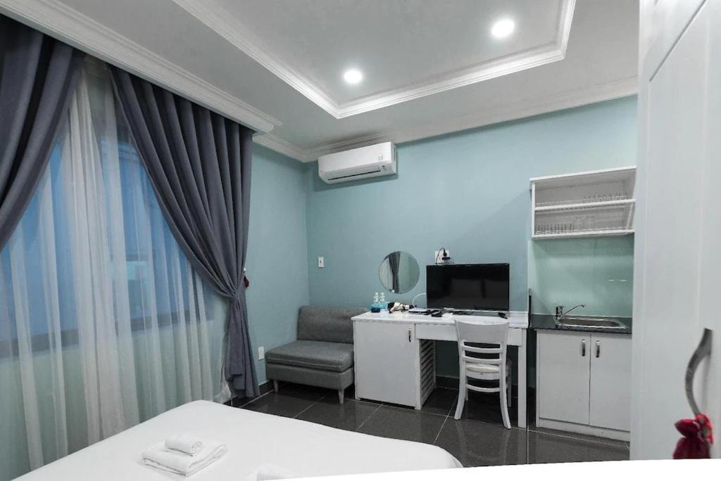 Hotel New Milano & Ho Chi Minh City