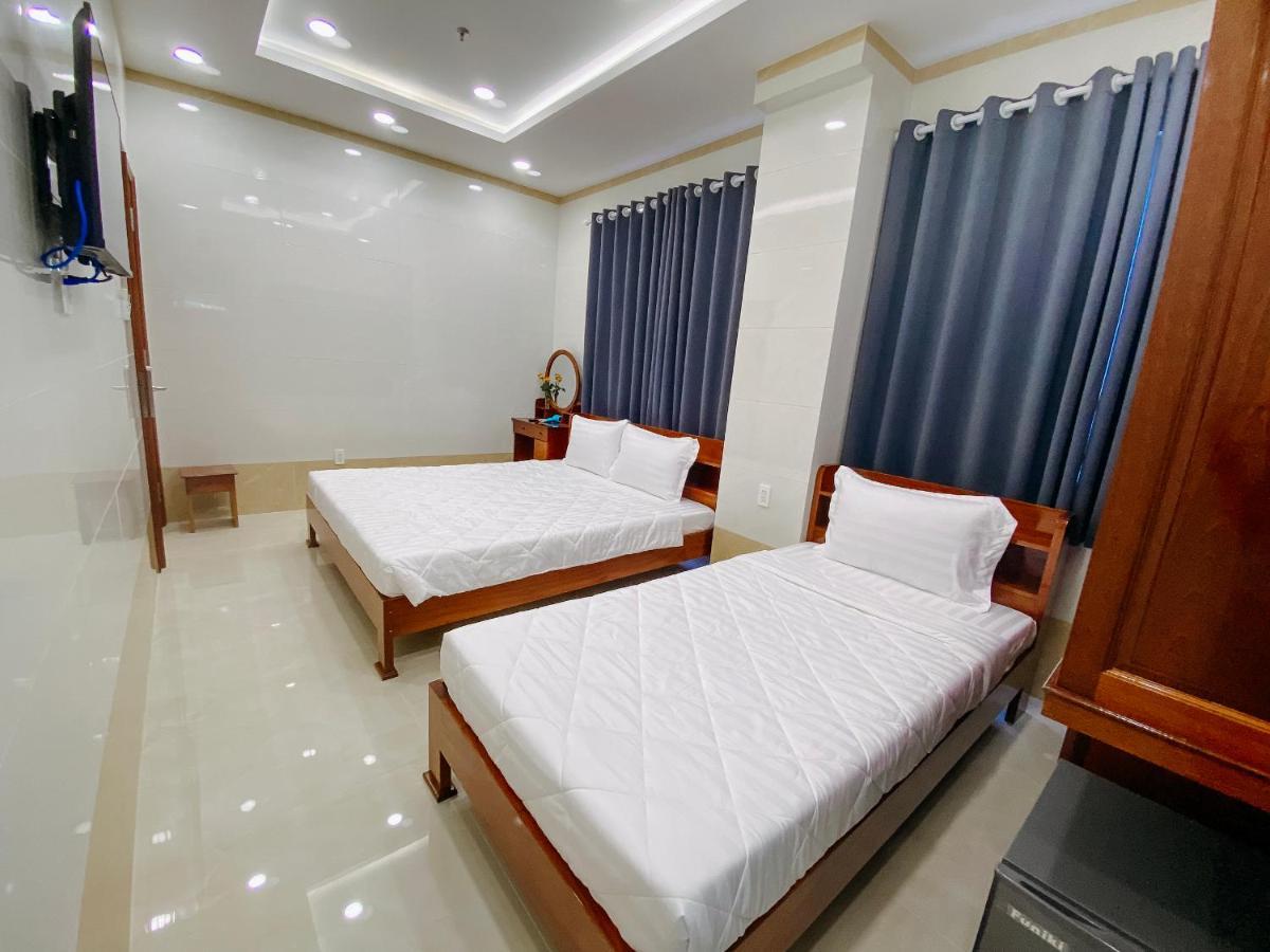 Khach San A68 Hotel Long My